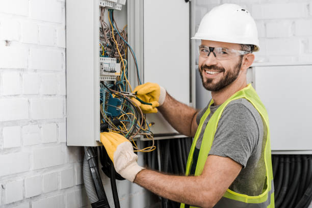 Best Local Electrician Companies  in Crestview Hills, KY